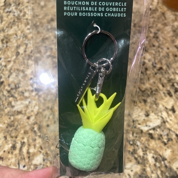 Starbucks lid stopper - Picture 2 of 11